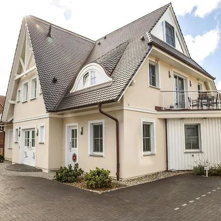 Ferienwohnung, *